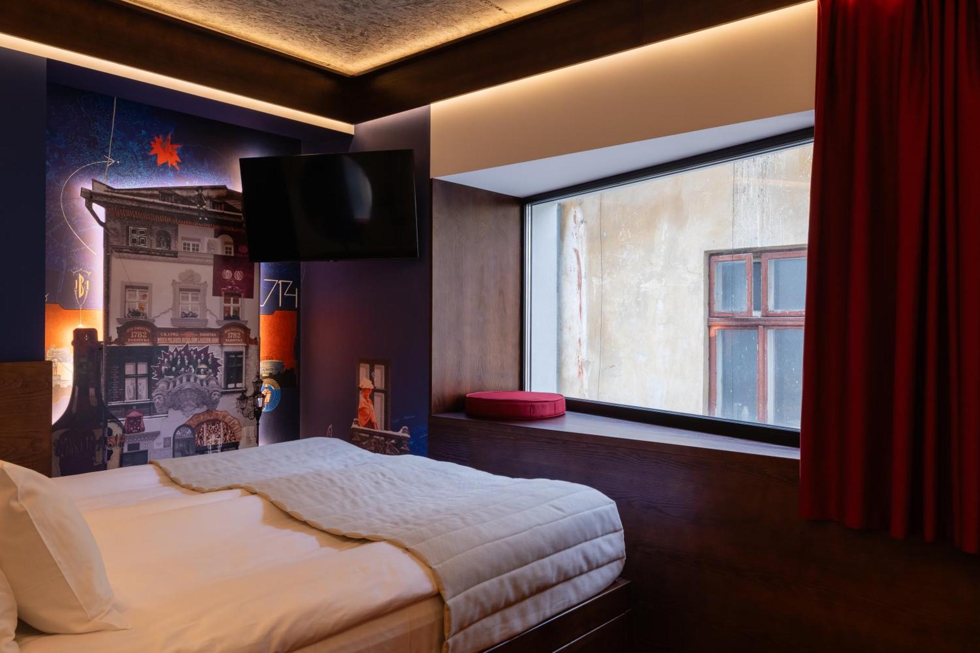 !Fest Hotel Rynok Square Lviv Luaran gambar