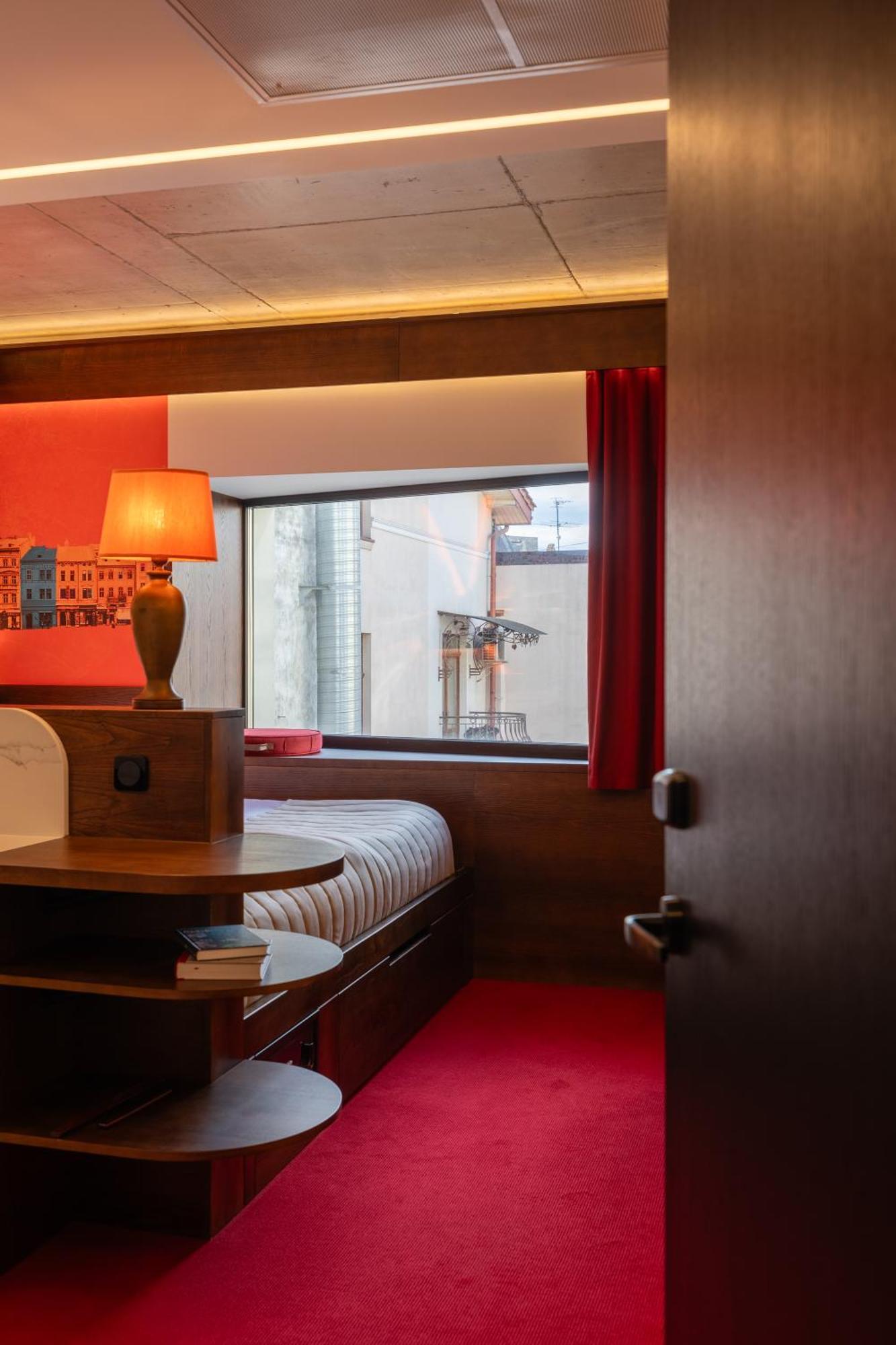 !Fest Hotel Rynok Square Lviv Luaran gambar