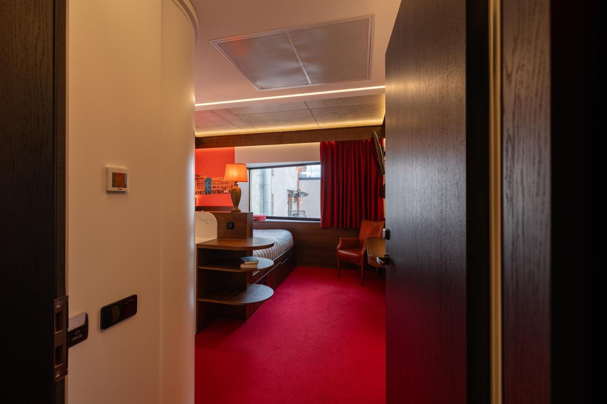 !Fest Hotel Rynok Square Lviv Luaran gambar